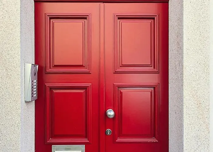 Comfortable Flat, Cozy Balcony Close To Aliados Av بورتو