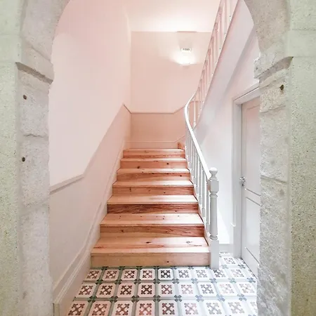 Comfortable Flat, Cozy Balcony Close To Aliados Av *