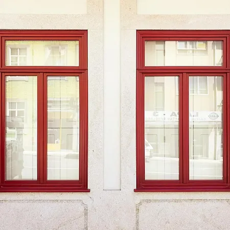 Daire Comfortable Flat, Cozy Balcony Close To Aliados Av *
