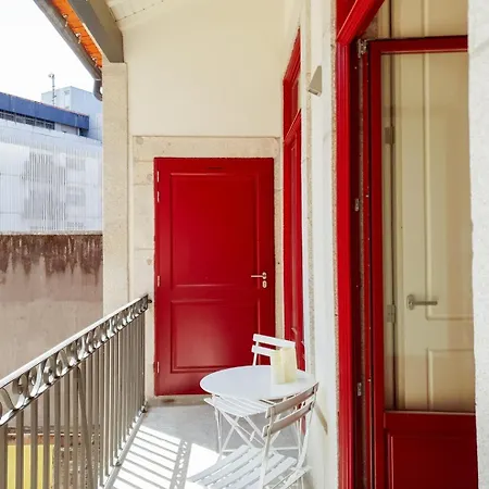 Comfortable Flat, Cozy Balcony Close To Aliados Av