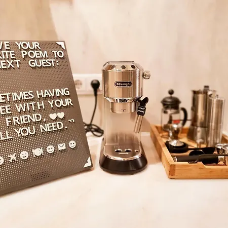 Apartment Comfortable Flat, Cozy Balcony Close To Aliados Av