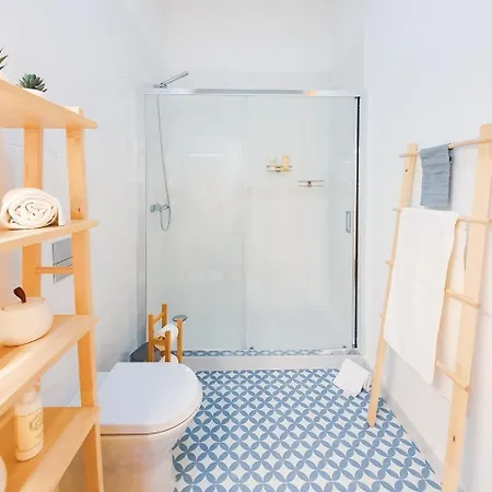 Comfortable Flat, Cozy Balcony Close To Aliados Av *