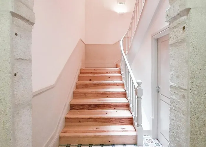 Comfortable Flat, Cozy Balcony Close To Aliados Av *