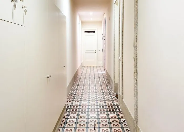 Comfortable Flat, Cozy Balcony Close To Aliados Av